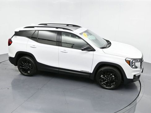 Used 2023 GMC Terrain SLT w/ Elevation Edition image 43