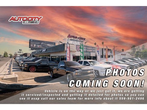 Used 2018 Toyota Camry SE w/ Moonroof Package FWD image 1