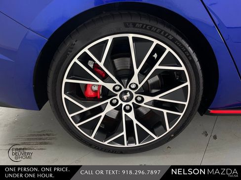 Used 2022 Hyundai Elantra N image 13
