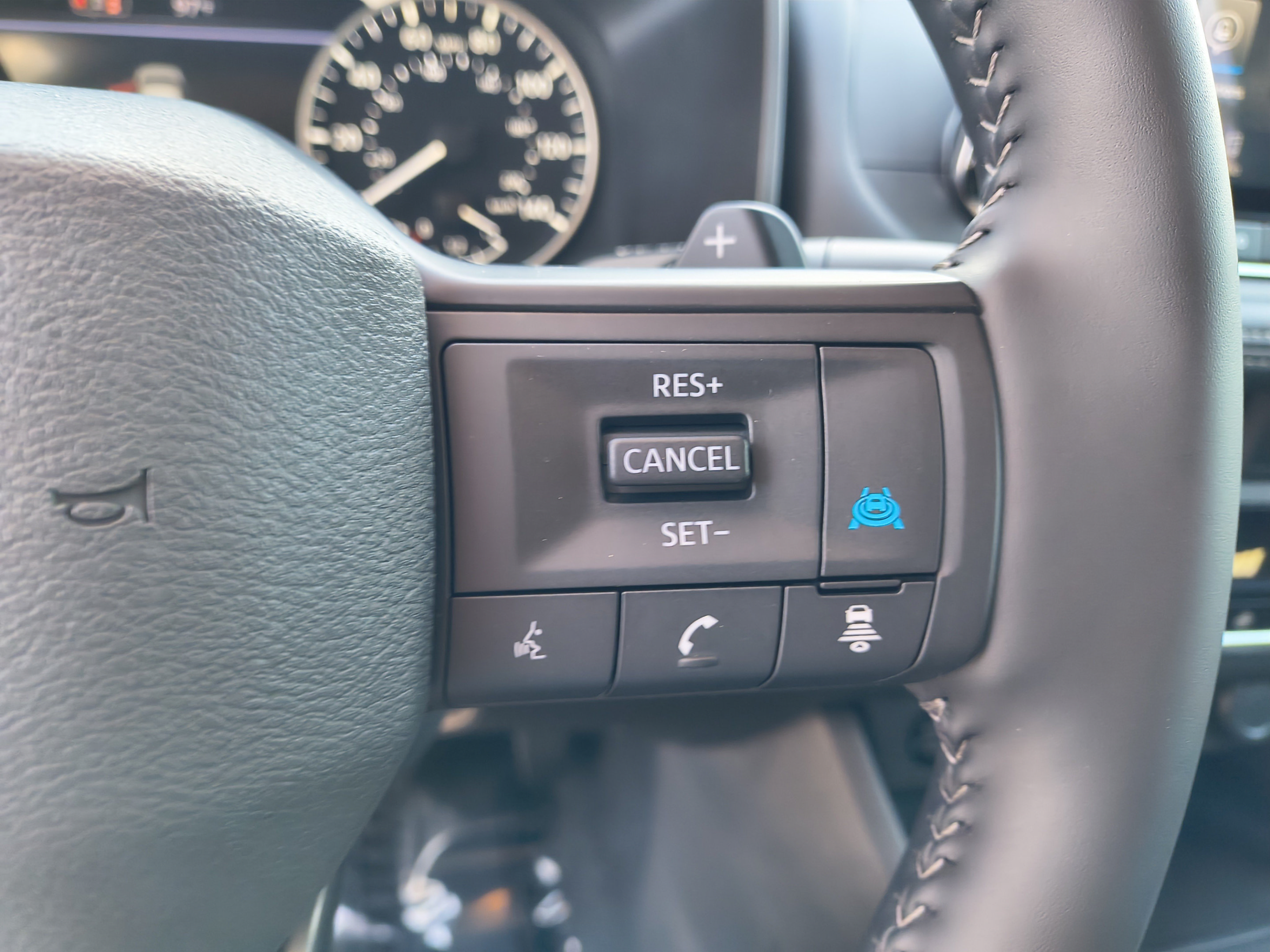 Certified 2026 Nissan Rogue SV w/ Cold Weather Package FWD image 34