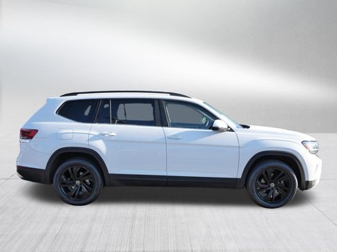 Certified 2023 Volkswagen Atlas SE w/ Black Wheel Package AWD/4WD image 8