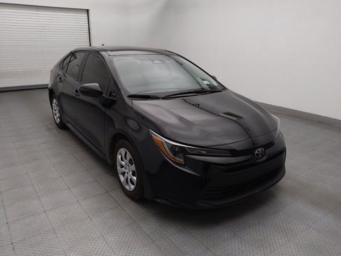 Used 2024 Toyota Corolla LE FWD image 13