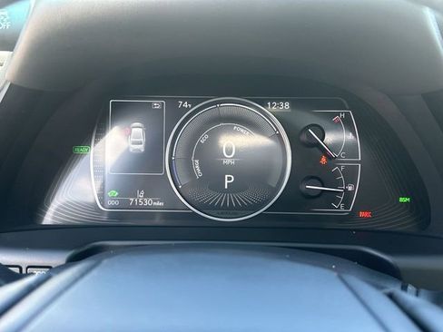 Used 2022 Lexus ES 300h w/ Accessory Package image 12