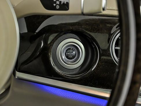 Used 2020 Mercedes-Benz S 560 4MATIC Sedan image 28
