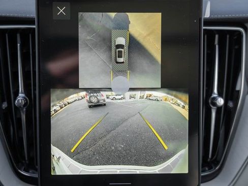 New 2026 Volvo XC60 B5 Ultra w/ Protection Package Premier image 40