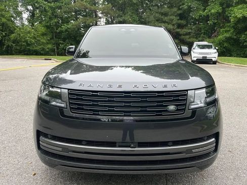 Certified 2025 Land Rover Range Rover Long Wheelbase SE AWD/4WD image 3