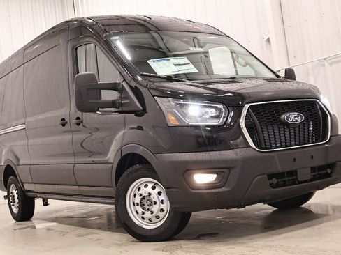 New 2026 Ford Transit 250 148 Medium Roof Extended AWD image 30