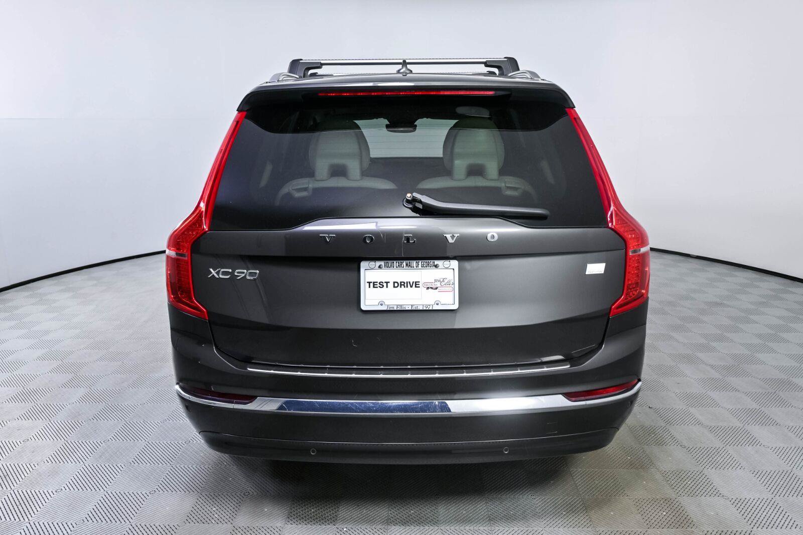 Certified 2024 Volvo XC90 T8 Ultimate w/ Lounge Package AWD/4WD image 29