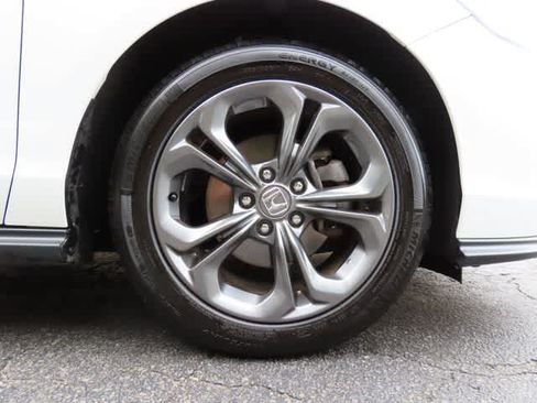 Used 2024 Honda Accord EX image 8