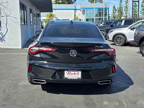 Used 2023 Acura TLX Base 4D Sedan image 7