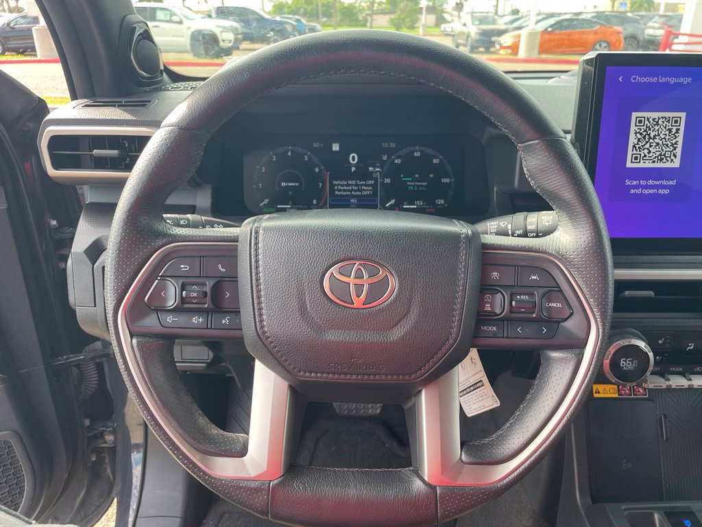 Used 2025 Toyota 4Runner Limited AWD/4WD image 9
