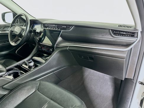 Used 2021 Jeep Grand Cherokee L Limited image 31