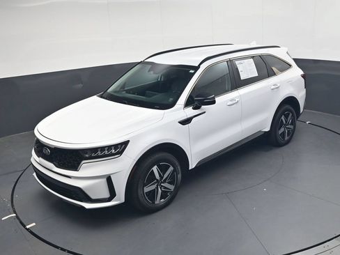 Used 2021 Kia Sorento S FWD image 41