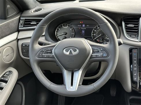 Used 2024 INFINITI QX50 Autograph image 25
