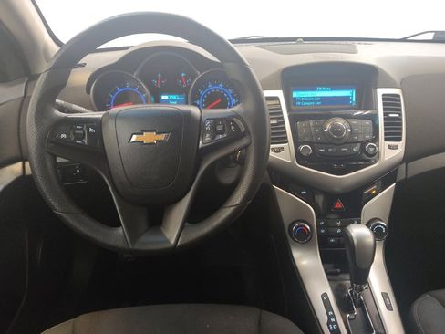 Used 2015 Chevrolet Cruze LT image 22