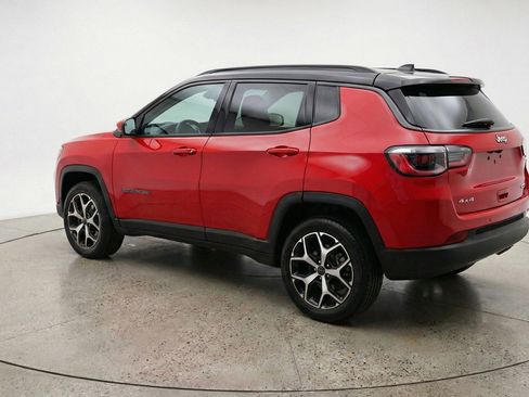 Used 2025 Jeep Compass Limited AWD/4WD image 6