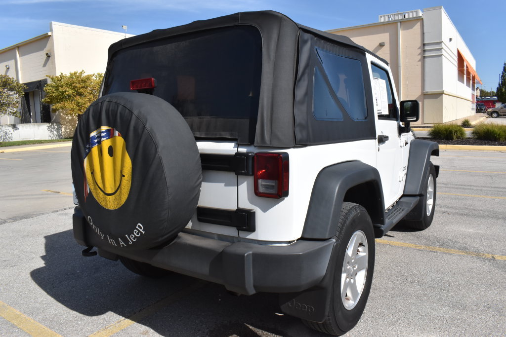 Used 2015 Jeep Wrangler Sport w/ Quick Order Package 24S AWD/4WD image 10