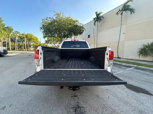 Used 2012 Toyota Tundra 2WD Double Cab image 28