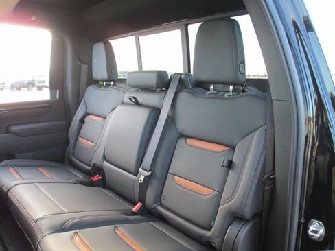 New 2026 GMC Sierra 2500 AT4 w/ AT4 Premium Plus Package image 13