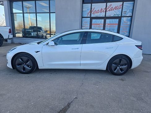 Used 2020 Tesla Model 3 Standard Range Plus image 5
