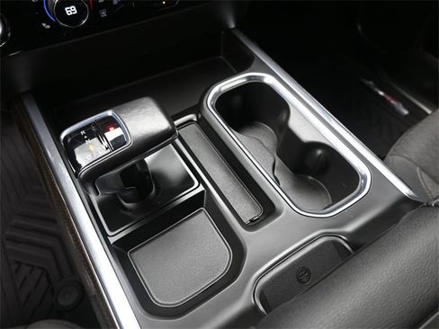 Used 2022 Chevrolet Silverado 1500 RST image 9