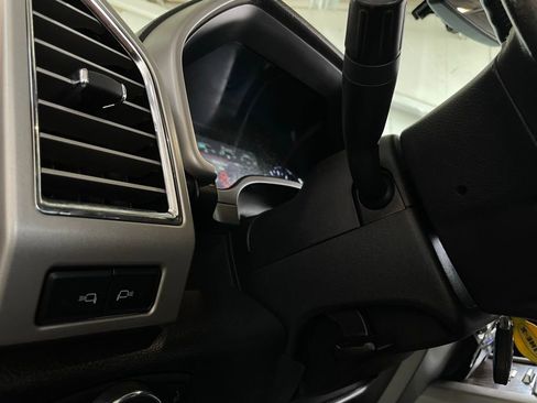 Used 2017 Ford F250 Lariat w/ Lariat Value Package image 29