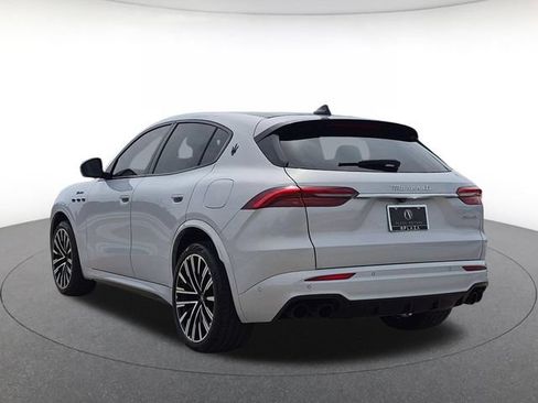 Used 2023 Maserati Grecale Modena AWD/4WD image 7