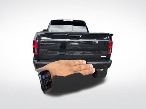 Used 2019 Ford F150 Lariat w/ Equipment Group 502A Luxury AWD/4WD image 6