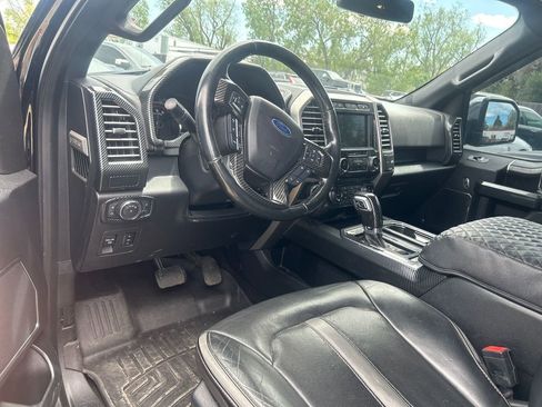 Used 2018 Ford F150 Platinum w/ Equipment Group 701A Luxury AWD/4WD image 2