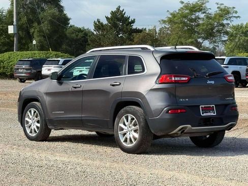 Used 2014 Jeep Cherokee Limited w/ Luxury Group AWD/4WD image 8