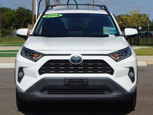 Used 2019 Toyota RAV4 XLE image 25