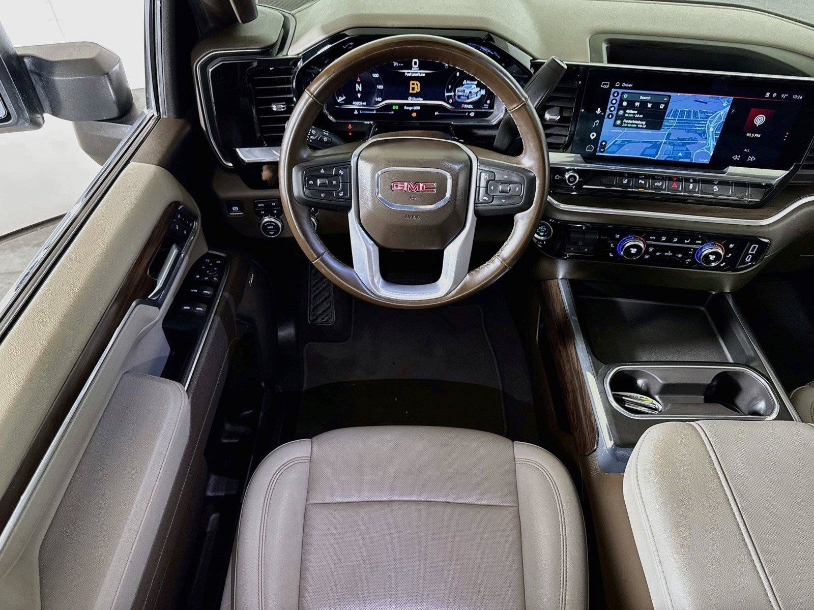 Used 2025 GMC Sierra 2500 SLT w/ Texas SLT Premium Package AWD/4WD image 22