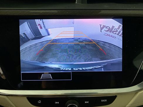 Certified 2023 Buick Encore GX Essence w/ Experience Buick Package image 17