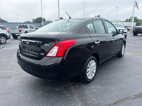 Used 2012 Nissan Versa SV w/ Convenience Pkg FWD image 7