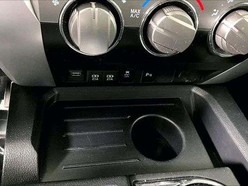 Used 2021 Toyota Tundra SR5 image 33