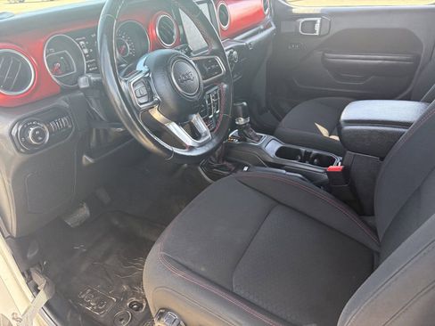Used 2020 Jeep Gladiator Rubicon image 19