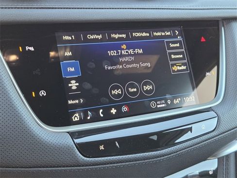 New 2025 Cadillac XT6 Luxury image 25