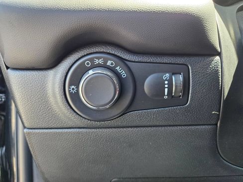 Used 2024 Dodge Durango GT RWD image 22