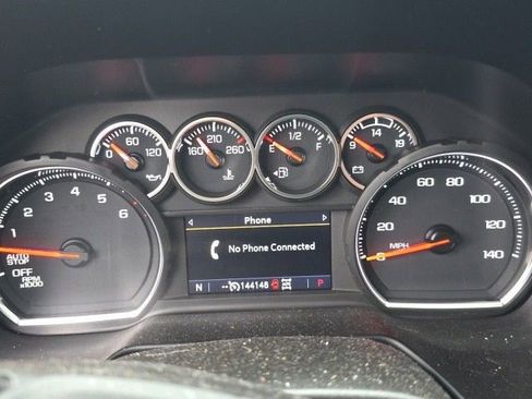 Used 2021 Chevrolet Suburban LT w/ Rear Media and Nav Package image 12