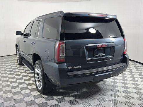 Used 2019 GMC Yukon SLT w/ Premium Edition AWD/4WD image 7