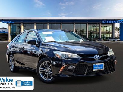 Used 2015 Toyota Camry SE w/ Moonroof Package