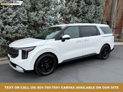 Used 2025 Kia Carnival