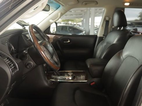 Used 2016 INFINITI QX80 4WD w/ Driver's Assistance Package image 8