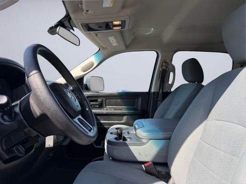 Used 2018 RAM 2500 Tradesman w/ Chrome Appearance Group AWD/4WD image 18