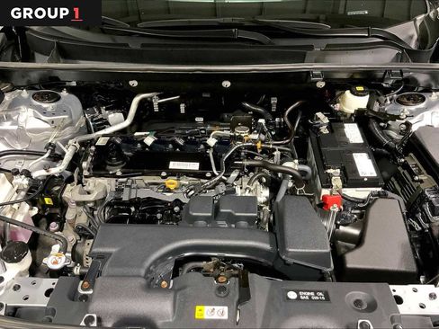 Used 2023 Toyota RAV4 LE AWD/4WD image 32
