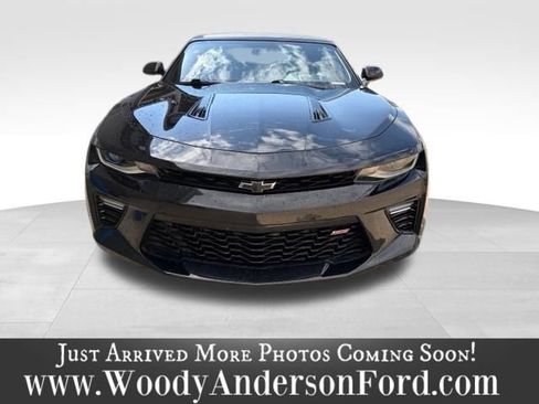 Used 2017 Chevrolet Camaro SS RWD image 3