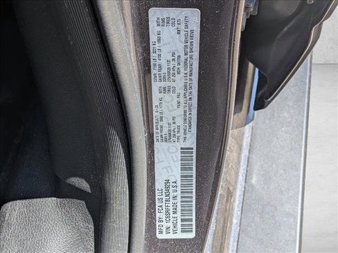 Used 2020 RAM 1500 Big Horn AWD/4WD image 16