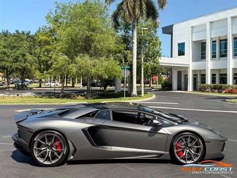 Used 2017 Lamborghini Aventador LP 700-4 AWD/4WD image 66