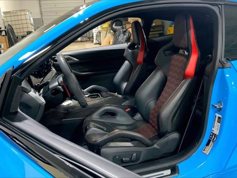 Used 2025 BMW M4 CS image 6