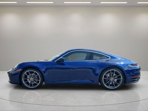 Used 2020 Porsche 911 Carrera RWD image 2